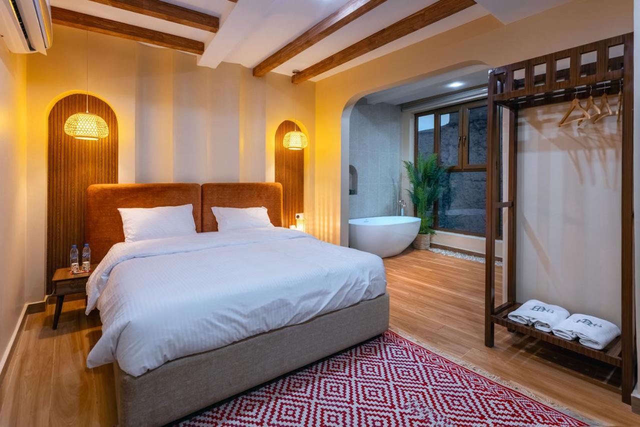 House 76 Hotel Nizwa Eksteriør billede